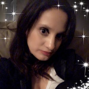 Meet your Posher, Evelyn